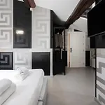 Ξενοδοχείο Deco