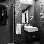 Ξενοδοχείο Deco 2*