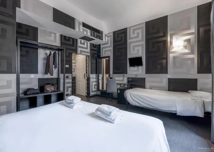 Deco Hotel