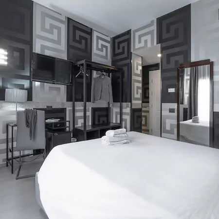 Deco Ξενοδοχείο 2*
