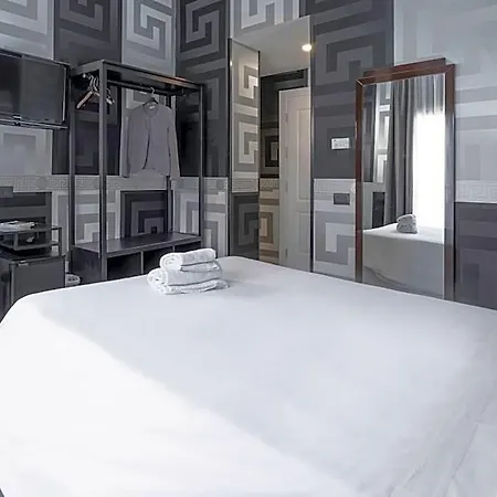 Deco 2*