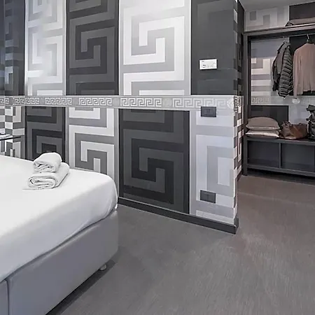Deco 2*