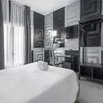 Deco Hotel