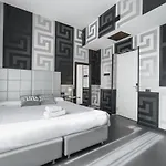 Deco 2*