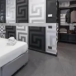 Deco Hotel 2*