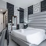 Deco 2*