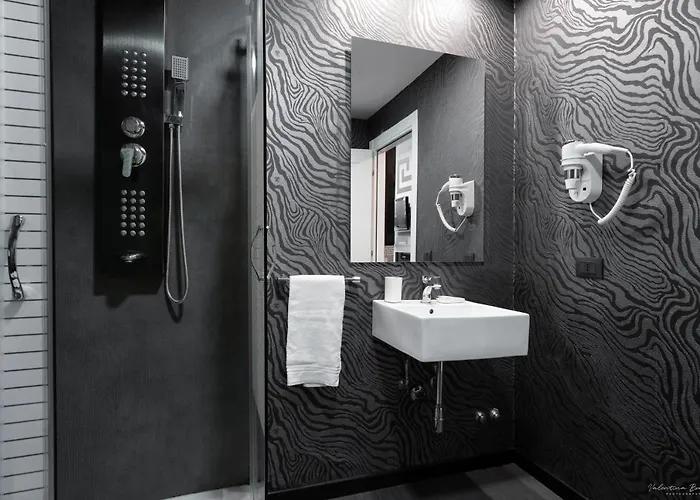 Hotel Deco 2*